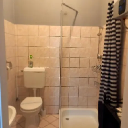 Idill Apartmanhaz 2*