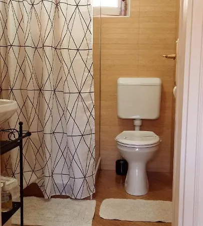 Idill Apartmanhaz Penzion