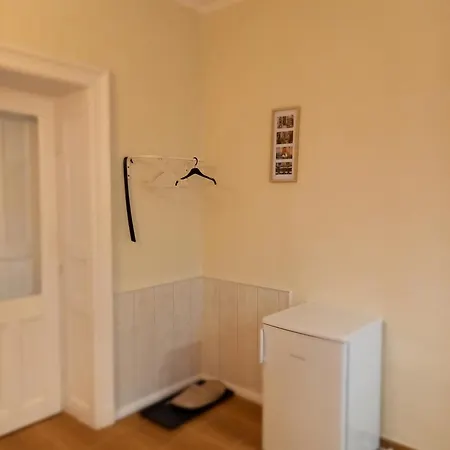 Idill Apartmanhaz Guest house 2*