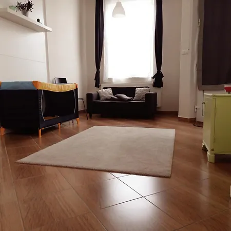 Gæstehus Idill Apartmanhaz Tiszafüred