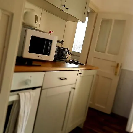 Idill Apartmanhaz Guest house Tiszafured