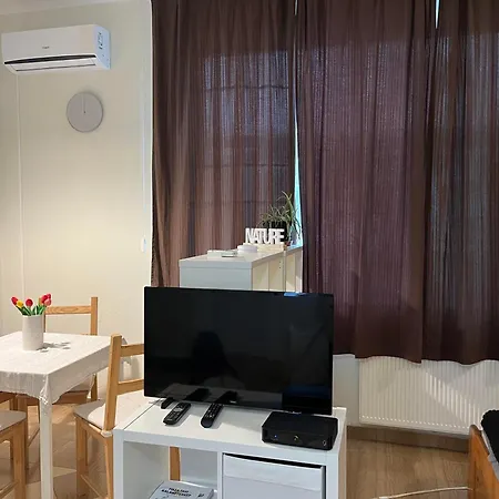 Guest house Idill Apartmanhaz