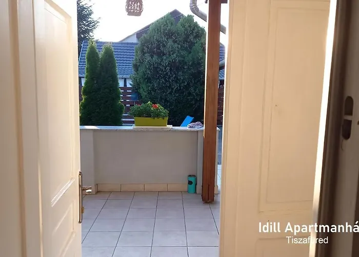 Idill Apartmanhaz Pensjonat 4*