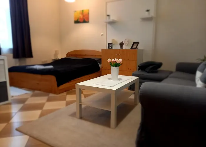 Idill Apartmanhaz Gæstehus 4*