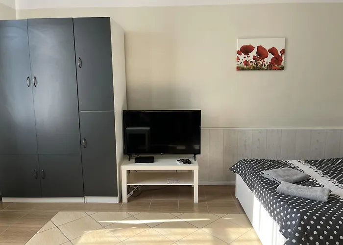 Idill Apartmanhaz Pensjonat 4*