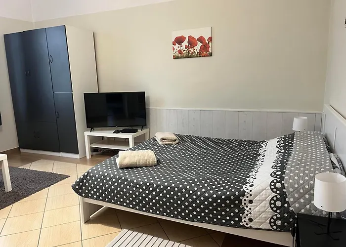 Idill Apartmanhaz Gæstehus 4*