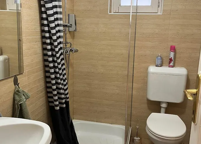 Idill Apartmanhaz Tiszafüred