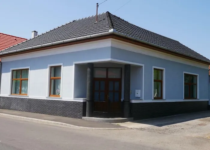 Idill Apartmanhaz 4*